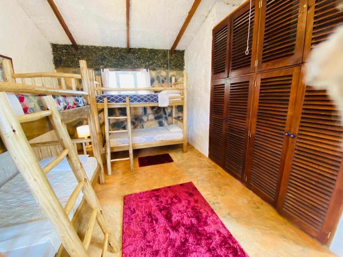 Home Onthe Nile Dorm Jinja Exterior photo